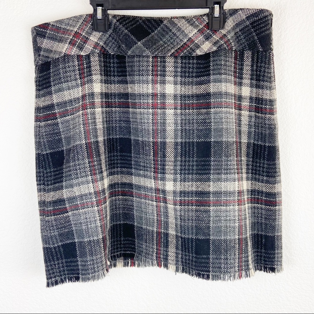 Eddie Bauer Plaid Wool Blend Skirt Size 14 Frayed